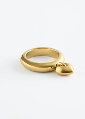 Bague avec pendentif en forme de cœur