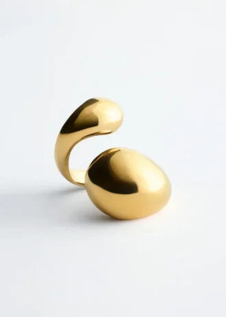 Bague sculpturale à double torsion