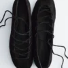 Ballerines en cuir à lacets