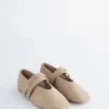 Ballerines en daim à lanières croisées