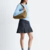 Ballerines à lanières croisées en cuir