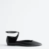 Ballerines à lanières croisées en cuir