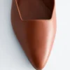 Ballerines à lanières croisées en cuir