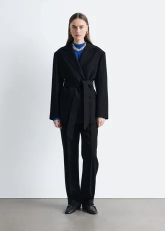 Blazer en laine avec ceinture