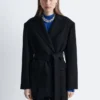 Blazer en laine avec ceinture