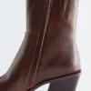 Bottes de cow-boy en cuir élégantes