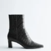 Bottines à bout pointu