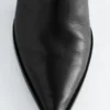 Bottines en cuir à talons bobines