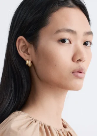 Boucles d&rsquo;oreilles créoles en strass en deux parties