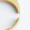 Bracelet rigide angulaire