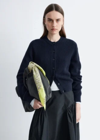 Cardigan en maille côtelée