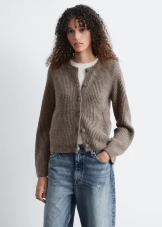 Cardigan en maille côtelée