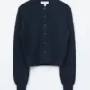Cardigan en maille côtelée