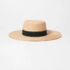 Chapeau de paille en raphia bordé de gros-grain