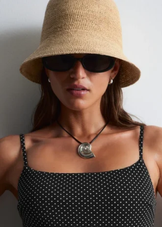 Chapeau de paille tissé