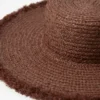 Chapeau en paille de raphia effilochée