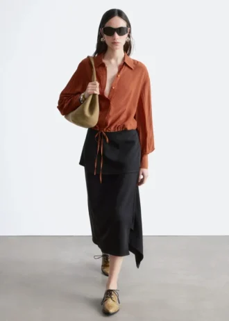 Chemise à carreaux avec cordon de serrage