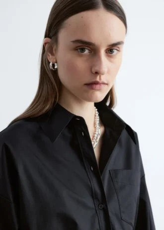 Chemise courte à cordon