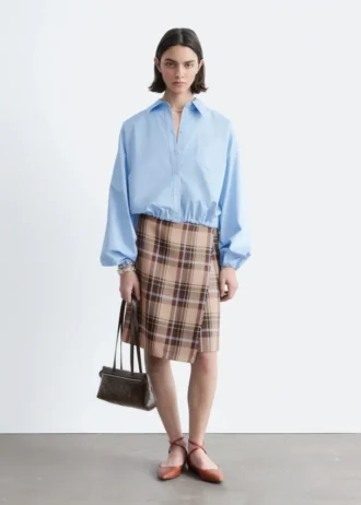 Chemise courte à cordon