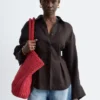 Chemise en lin à plis à la taille