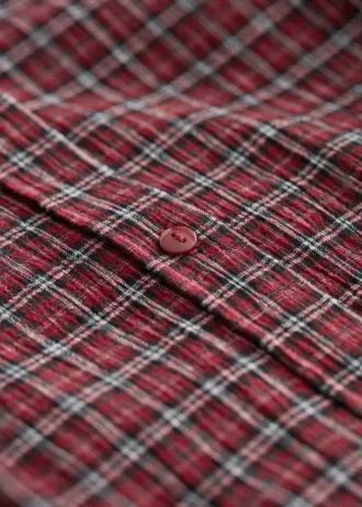 Chemise à larges volants à carreaux