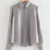 Chemise à manches volumineuses