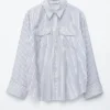 Chemise à poches plaquées et rayures