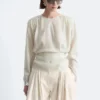Chemisier froncé avec ceinture à nouer