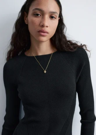 Collier avec pendentif en forme de cœur