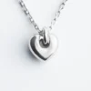 Collier avec pendentif en forme de cœur