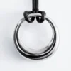 Collier en cuir avec pendentif en forme de bague