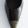 Escarpins en cuir à blocs de couleur