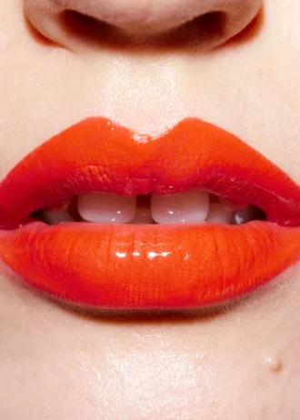 Gloss Smashing Coral pour les lèvres
