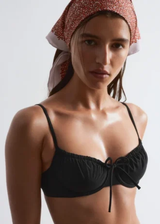 Haut de bikini à armatures avec nœud