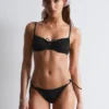 Haut de bikini à armatures avec nœud