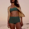 Haut de bikini rayé