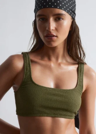 Haut de bikini texturé