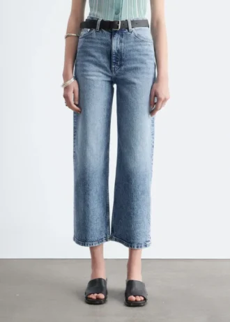 Jeans courts à jambes larges