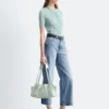 Jeans courts à jambes larges