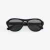Lunettes de soleil carrées aux bords arrondis