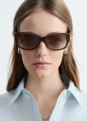 Lunettes de soleil à monture ovale