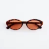 Lunettes de soleil à monture ovale