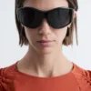 Lunettes de soleil à monture ovale audacieuse