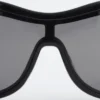 Lunettes de soleil à monture ovale audacieuse