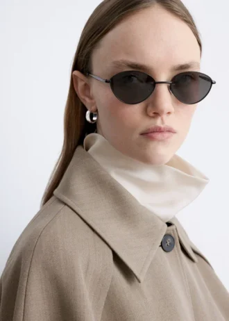 Lunettes de soleil ovales à monture métallique