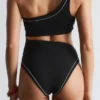 Maillot de bain asymétrique à découpe