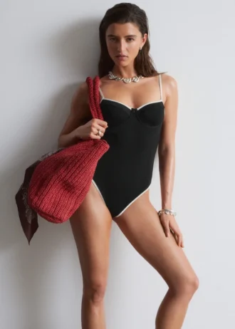 Maillot de bain à bordures contrastées