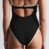 Maillot de bain à bordures contrastées