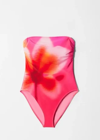 Maillot de bain à bretelles et encolure droite
