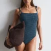 Maillot de bain à bretelles nouées